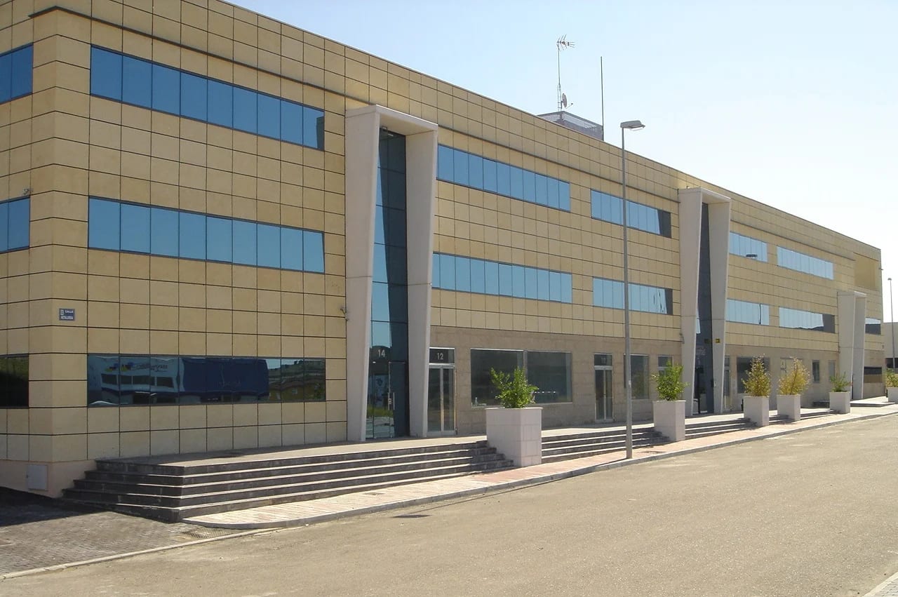 Fachada del edificio Coliving Life: apartamentos en venta en Zaratán (Valladolid)
